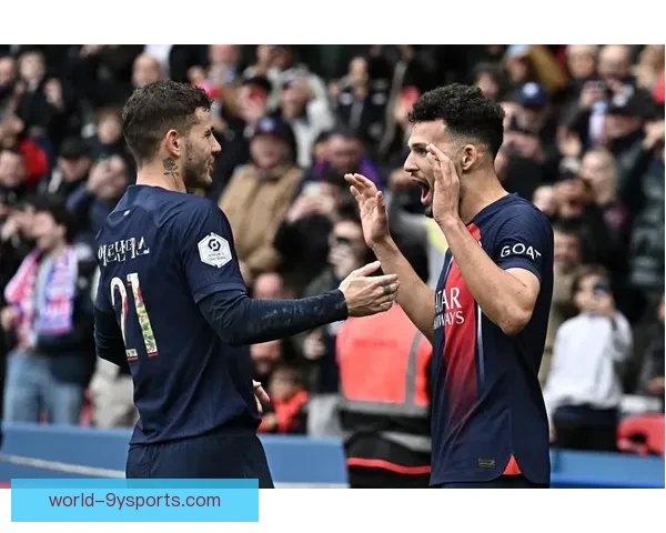 巴黎圣日耳曼足球俱乐部历史与辉煌成就的全景回顾