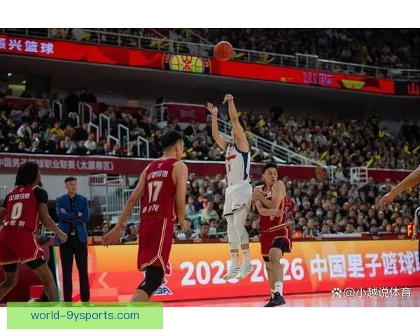 新赛季焦点战全面打响各队强势补强冲击冠军格局再度升级引关注广