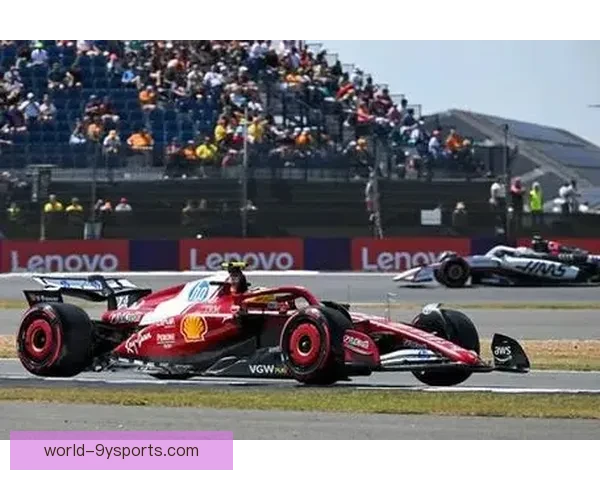 F1赛季最新战报：车手争冠激烈赛事精彩回顾